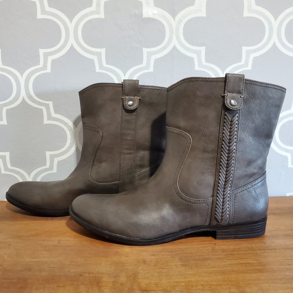 Bass  Cindy Ankle Boots